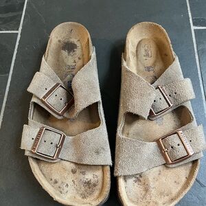 Birkenstock Suede Sandals - Tan